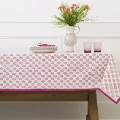 Anika Fuchsia Tablecloth