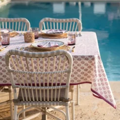 Anika Fuchsia Tablecloth