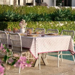 Anika Fuchsia Tablecloth