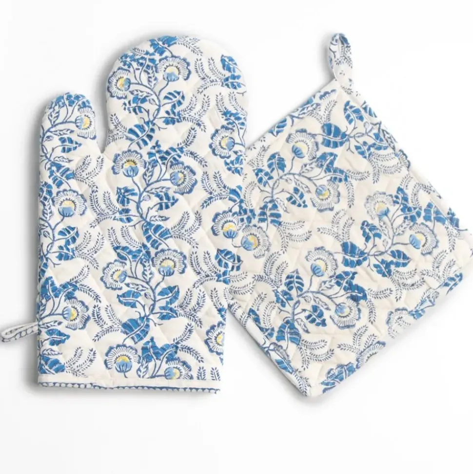 Gardenia Vine Azure Oven Mitt Set