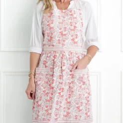 Gardenia Vine Berry Apron