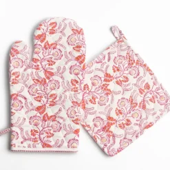 Gardenia Vine Berry Oven Mitt Set