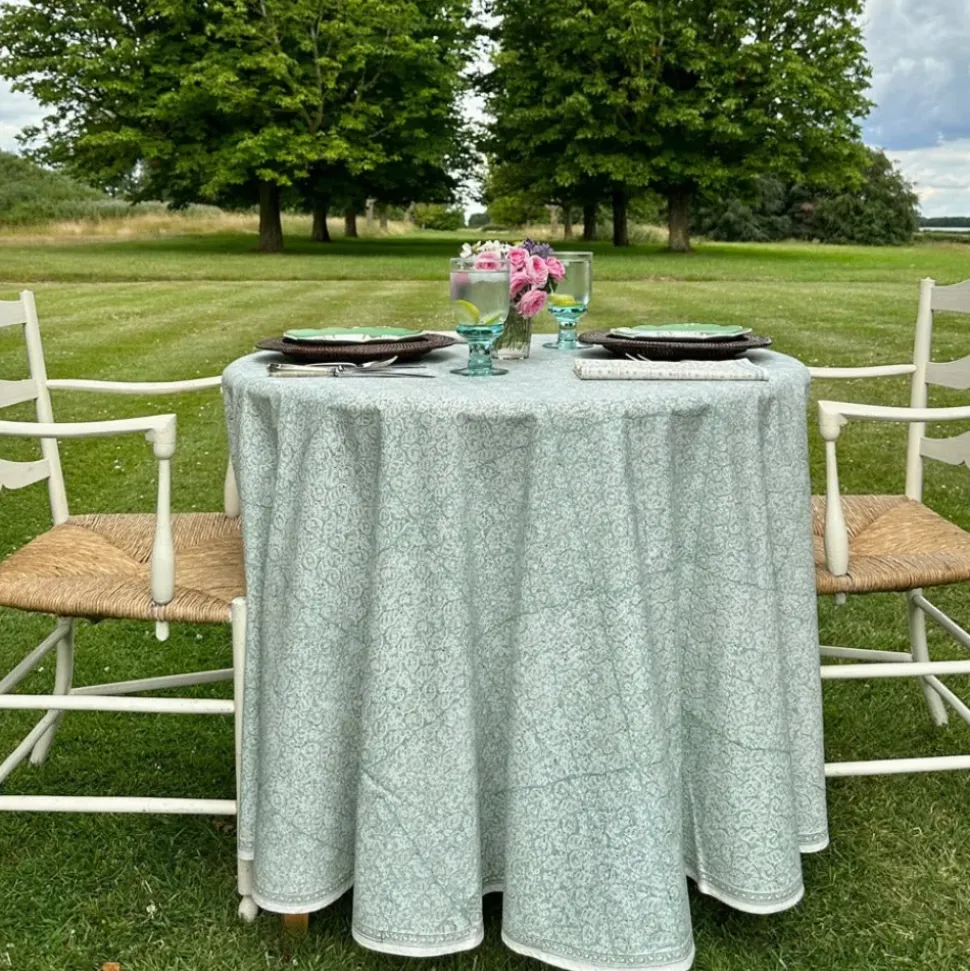 India Hicks Home Seashell Seafoam Tablecloth