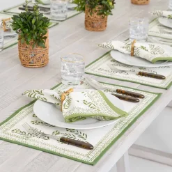 Phlox Green Placemat | Set of 4