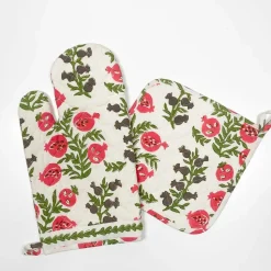 Pom Bells Fern & Poppy Oven Mitt Set