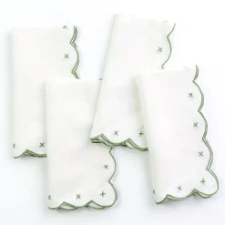 Scalloped Knot Green Embroidered Linen Napkin | Set of 4