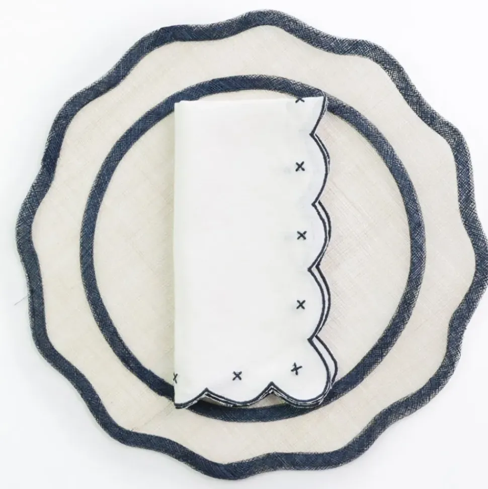 Scalloped Knot Navy Embroidered Linen Napkin | Set of 4
